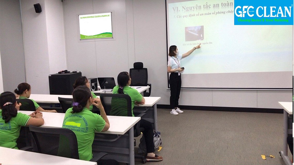 Dịch vụ vệ sinh nhà xưởng GFC